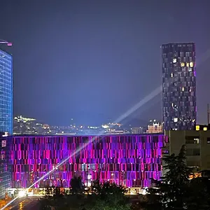 urban-comfort-oasis.hotels-in-tirana.com/